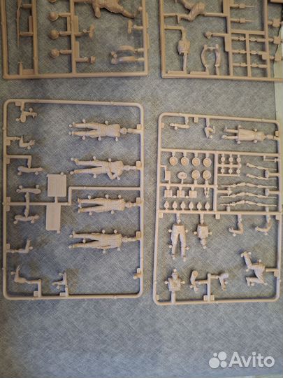 Фигурки солдатики 1:35