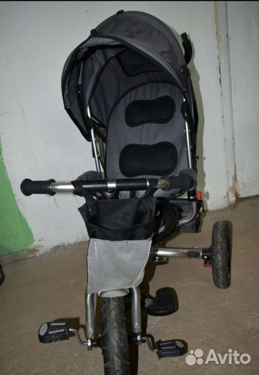 Трехколесный велосипед с родительской ручкой