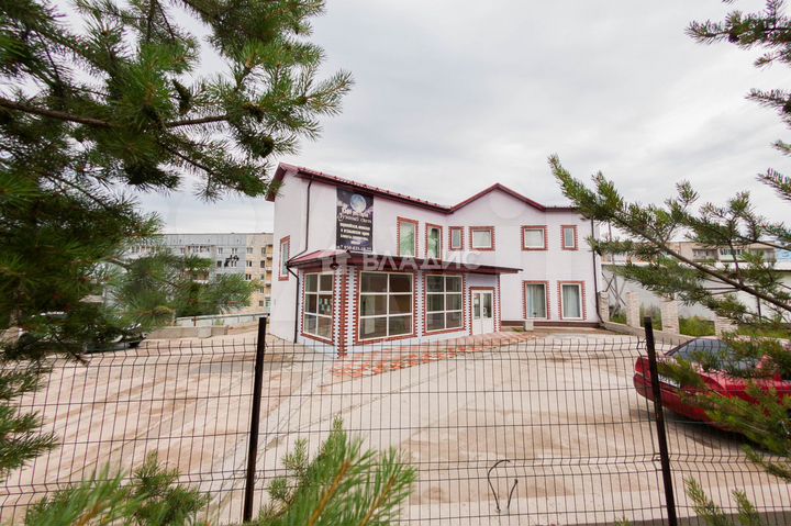 Продам здание, 842 м²