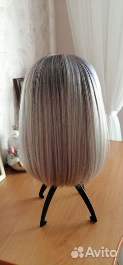 Парик каре блонд с челкой искусственный