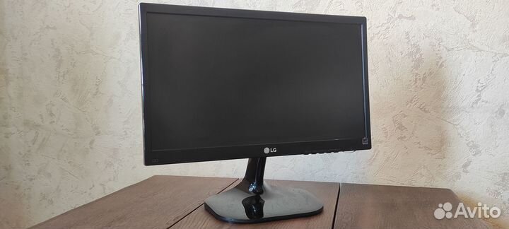 LG 20M47D-B