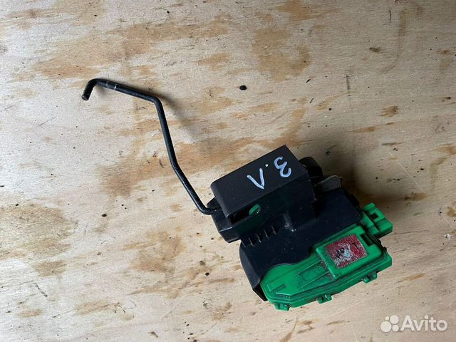 Хендай солярис 1 замок двери задний левый