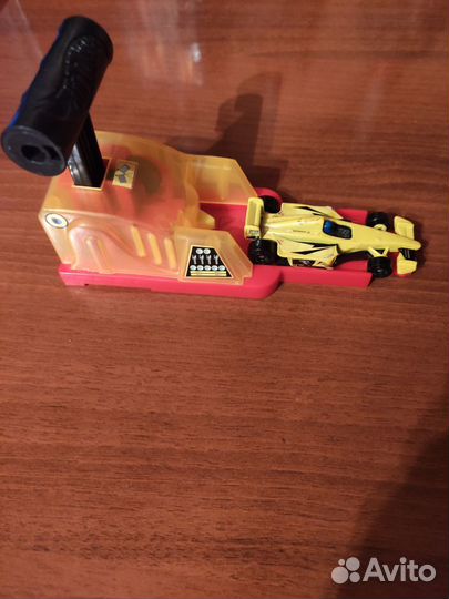 Заводная машинка