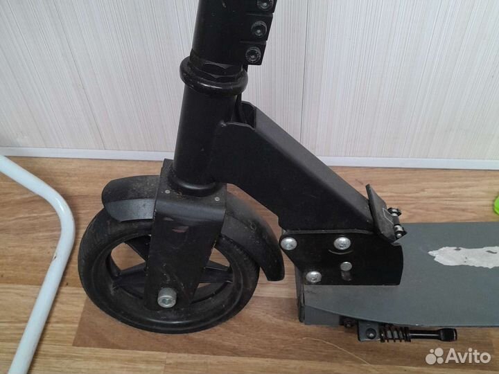 Самокат взрослый электрический