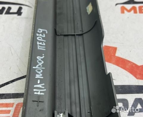 Накладка на порог салона передняя правая Chevrolet