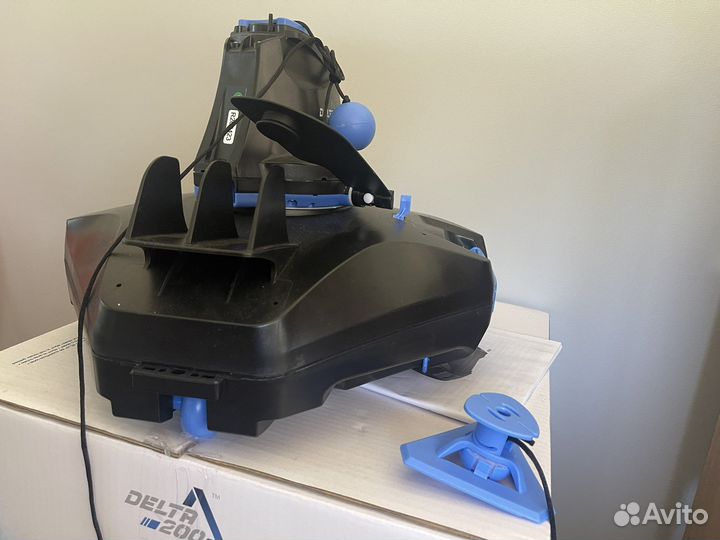 Беспроводной робот-пылесоc для бассейна Delta 200