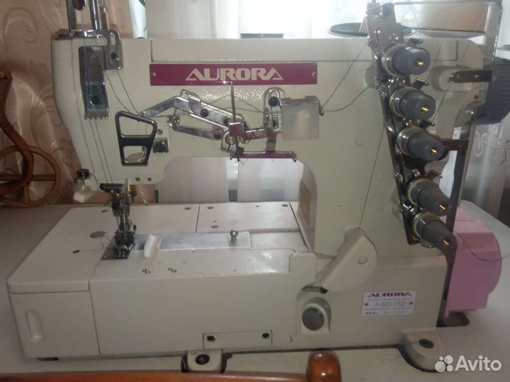 Швейные машинки Оверлок и Распошивалка