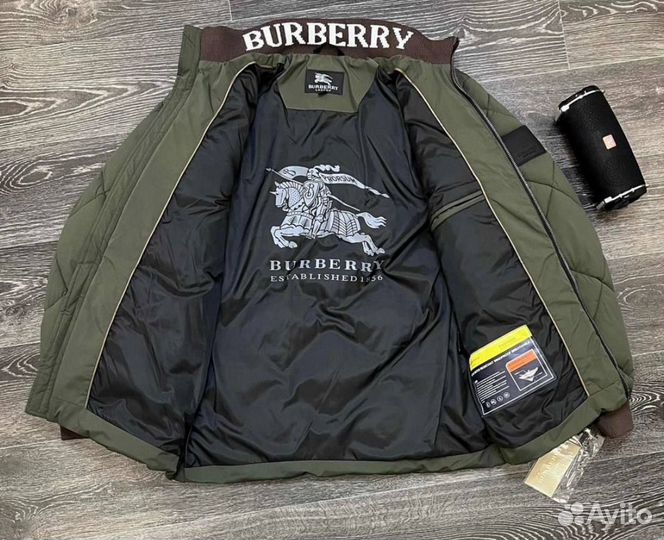 Весенний стиль: куртка Burberry для вас