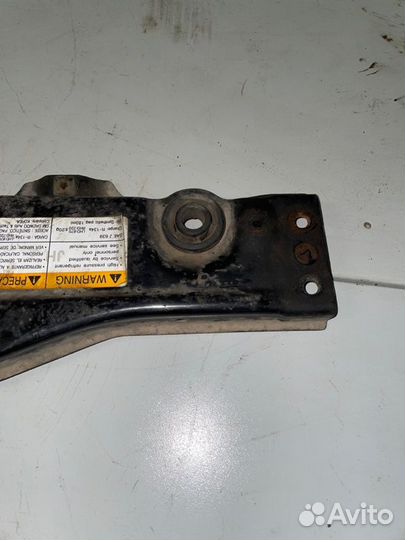 Рамка радиатора передняя Chevrolet Lacetti седан