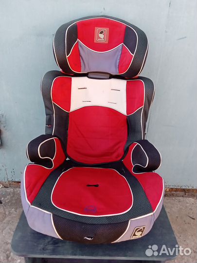 Детское автомобильное кресло 9-36 кг
