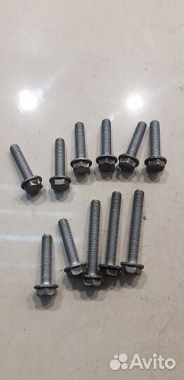 Комплект болтов кроншейнов раздаточной коробки (11