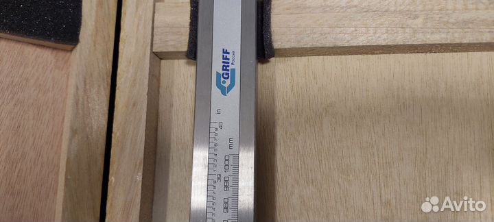 Штангенциркуль Griff Шцц-iii+1000