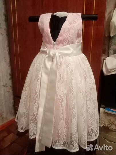 Платье для девочки новое