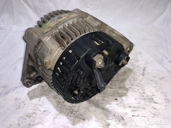 Генератор Renault Megane Scenic Clio Kangoo Laguna