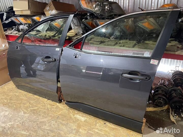 Передняя левая дверь Тойота Рав 4 50 кузов