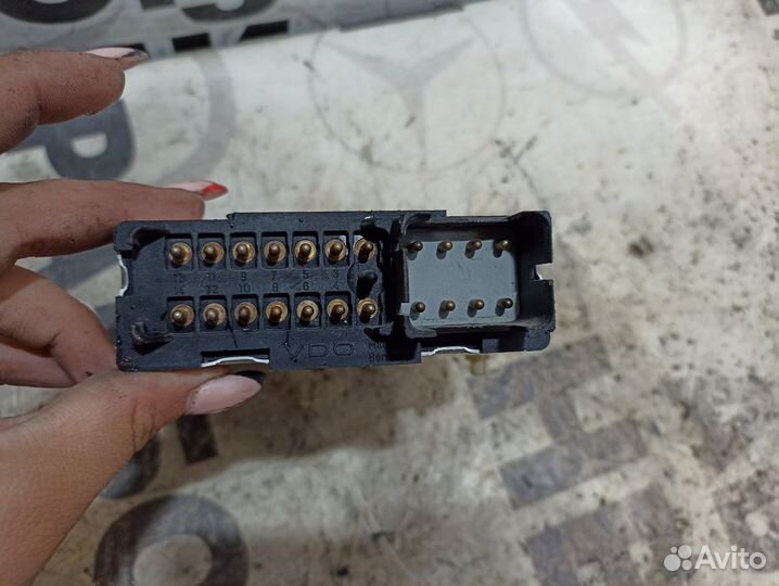 Блок управления круиз-контролем Mercedes W124