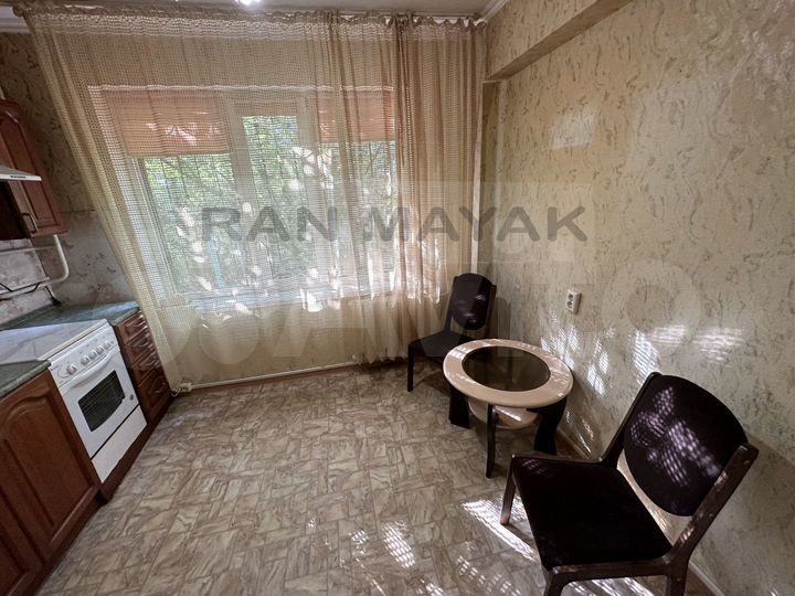 2-к. квартира, 51 м², 1/5 эт.