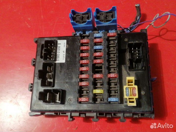 Блок предохранителей Nissan Almera Classic