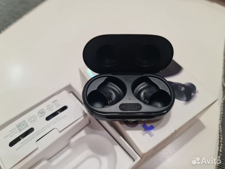 Кейс от Samsung Buds +