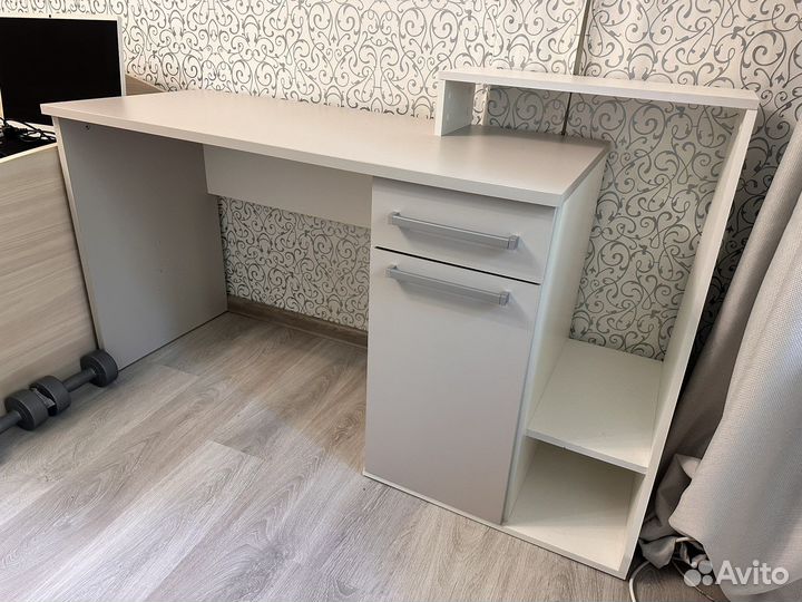 Компьютерный рабочий стол