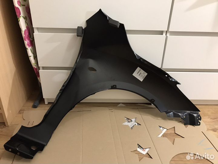 Крыло переднее левое на Mazda 3 bl Тайвань