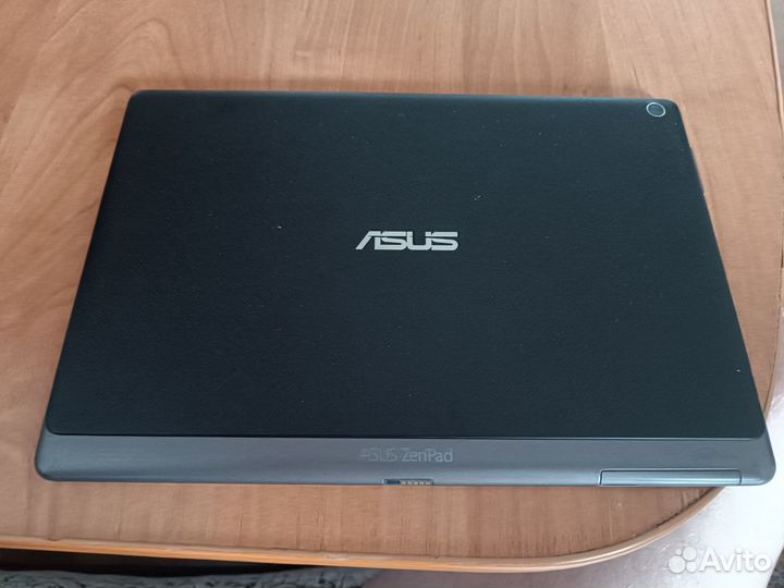 Продам планшет asus zen pad модель p021