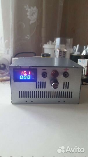 Зарядное устройство. Регулятор напряжения