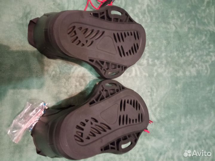 Крепления для вейкборда 40-43,5 р новые