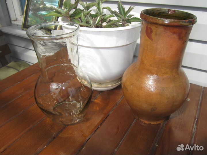 Глиняная крынка