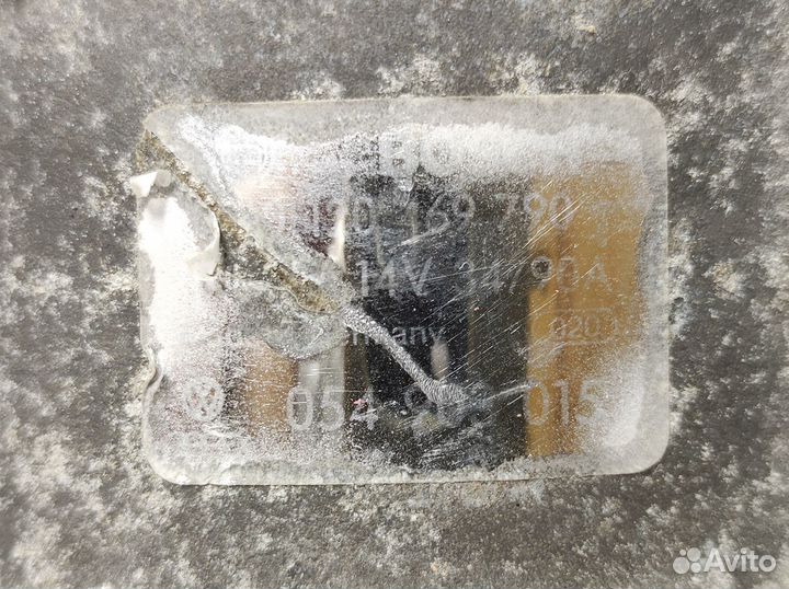 Генератор Audi 100 C4