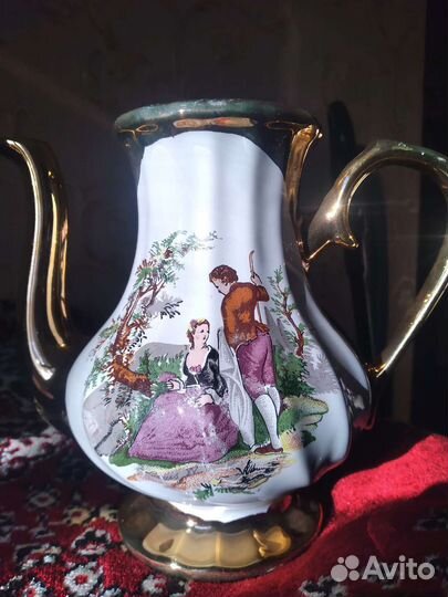 Чайный сервиз на 6 персон