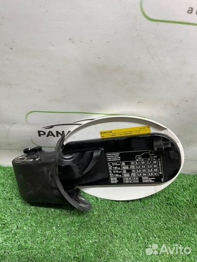 Лючок топливного бака Mercedes Benz Cls C219 5.0