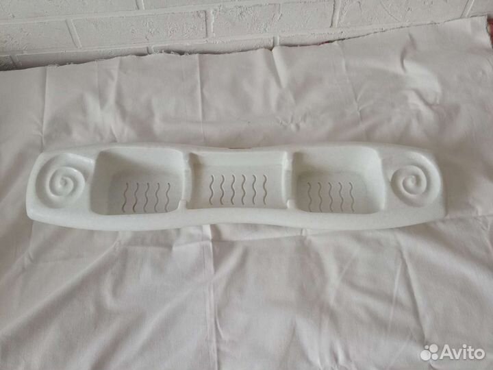 Полка для ванной