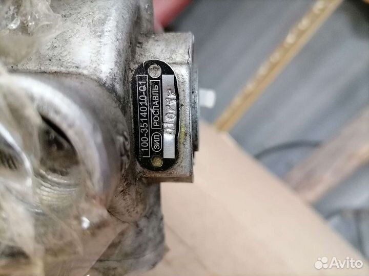 Тормозной кран на ЗИЛ