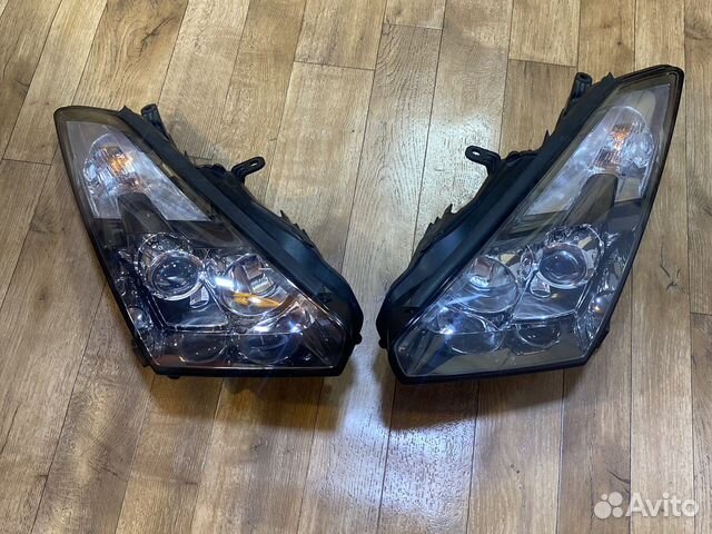 Фара Nissan GT-R