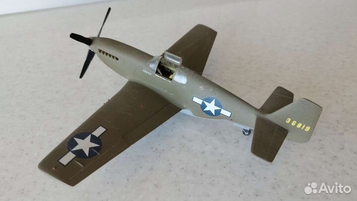 Модель Истребитель P-51B Mustang, масштаб 1:48