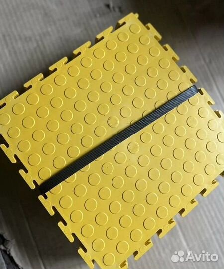 Напольная плитка для гаража