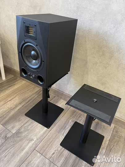 Стойки под акустику / студийные мониторы