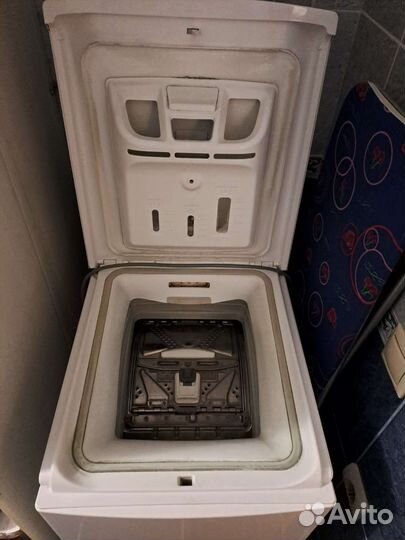 Стиральная машина с вертикальной загрузкой