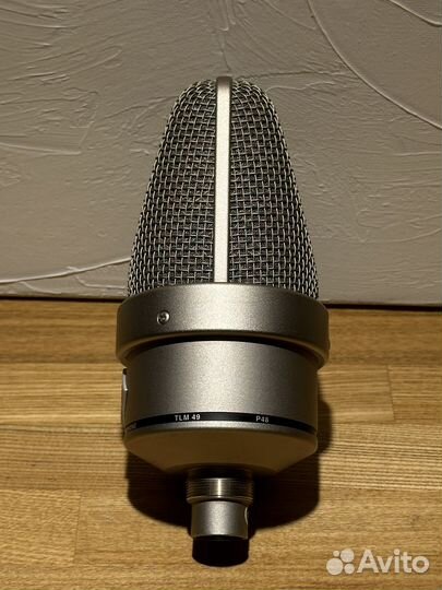 Микрофон студийный Neumann TLM 49 + Паук