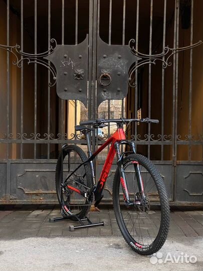 Карбоновый Orbea Alma M30 кантрийник