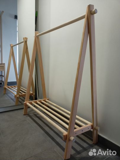 Напольные вешалки для одежды новые
