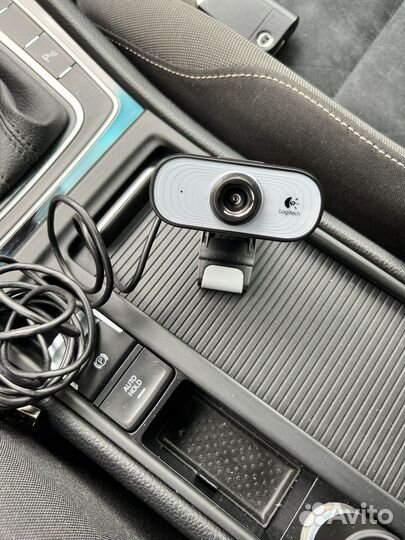 Веб-камера Logitech V-U0013
