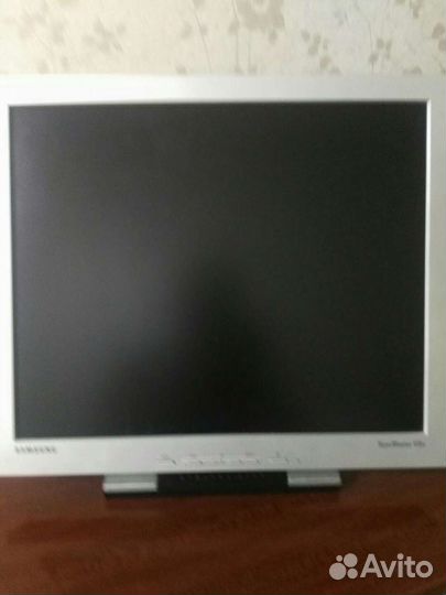Монитор Samsung 17