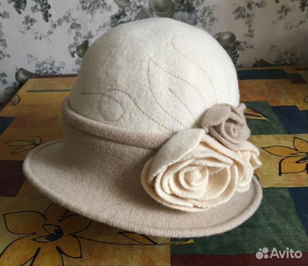 Шляпка Henrietta Чехия