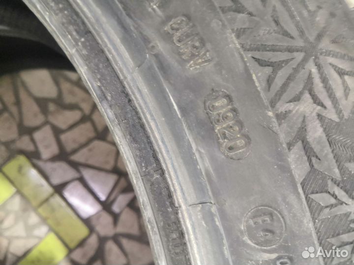 Continental IceContact 2 235/55 R20