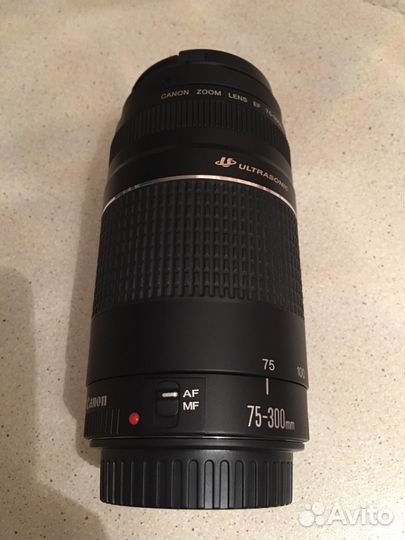 Объектив Canon