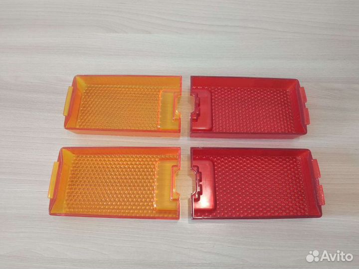 Стекла фонарей ваз 21011, 21013 новые