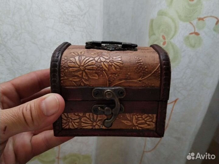Шкатулка для украшений дерево