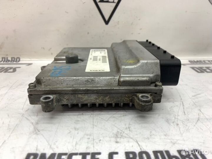 Блок управления двс ECM Volvo S40 С30 V50 2.4 бенз